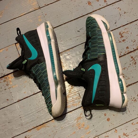 Kevin Durant Nike shoes - Picture 4 of 9